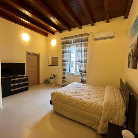 In Centro Rooms And Apartments Isola di Liri Extérieur photo