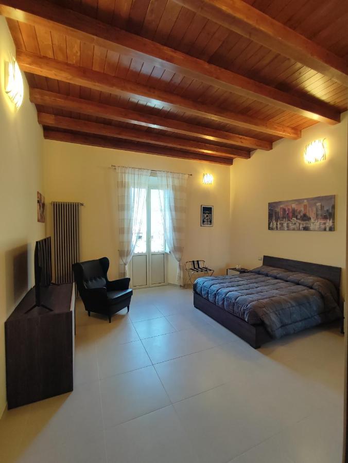 In Centro Rooms And Apartments Isola di Liri Extérieur photo